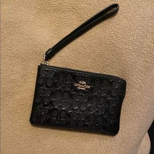 NEW W/OUT TAGS COACH WRISTLET